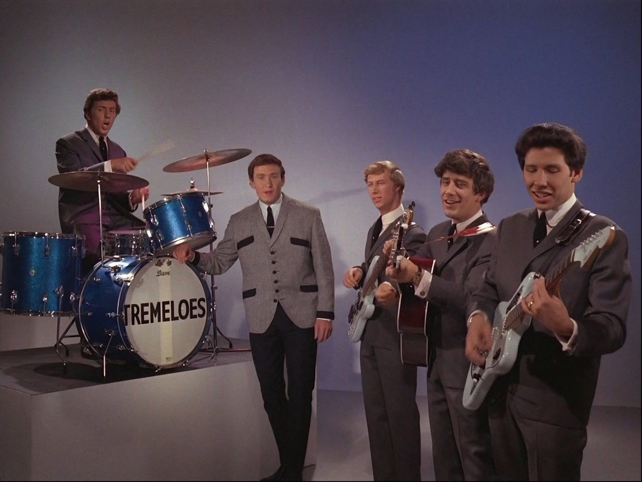 The Tremeloes – Silence Is Golden (1967)