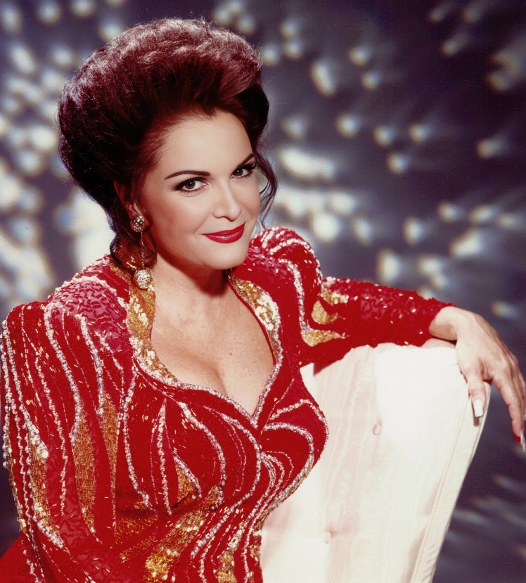 Everybody’s Somebody’s Fool” – Connie Francis Connie Francis