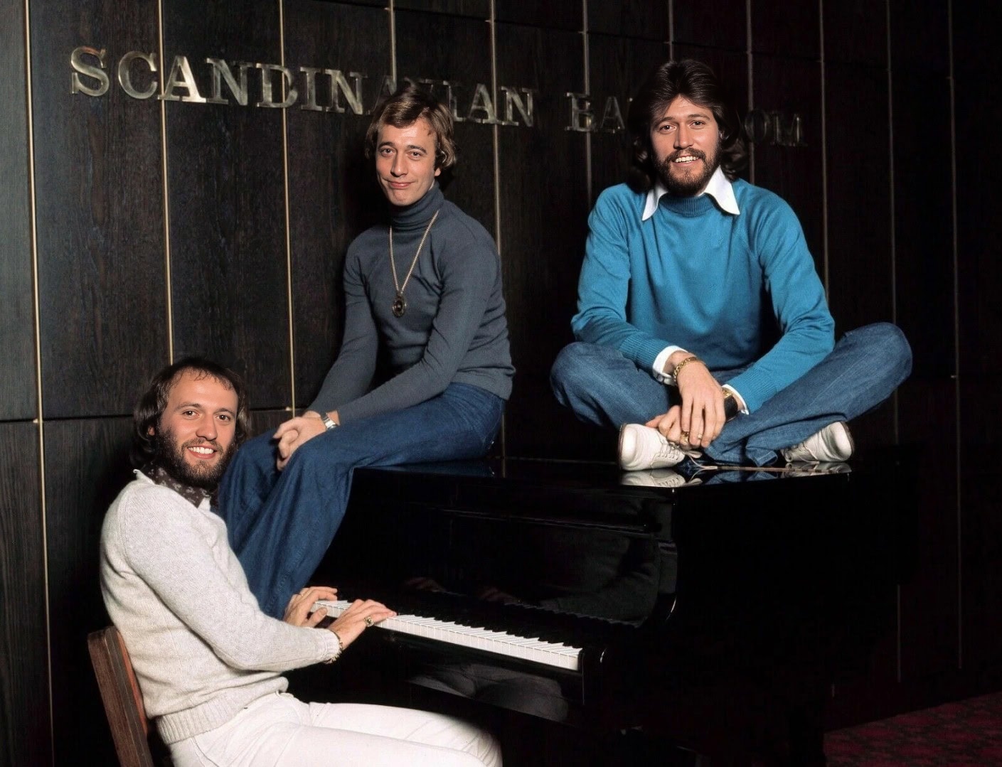 Stayin’ Alive – 1977 Bee Gees